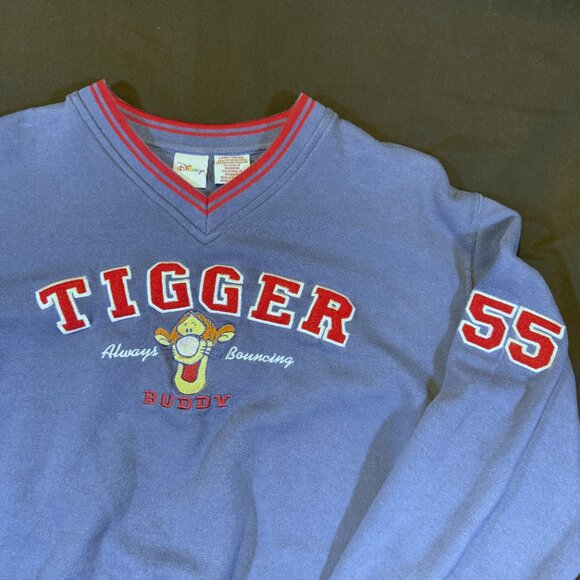 Disney VINTAGE Tigger Embroidered Sweatshirt LARGE Pullover V Neck #55 - Picture 1 of 7